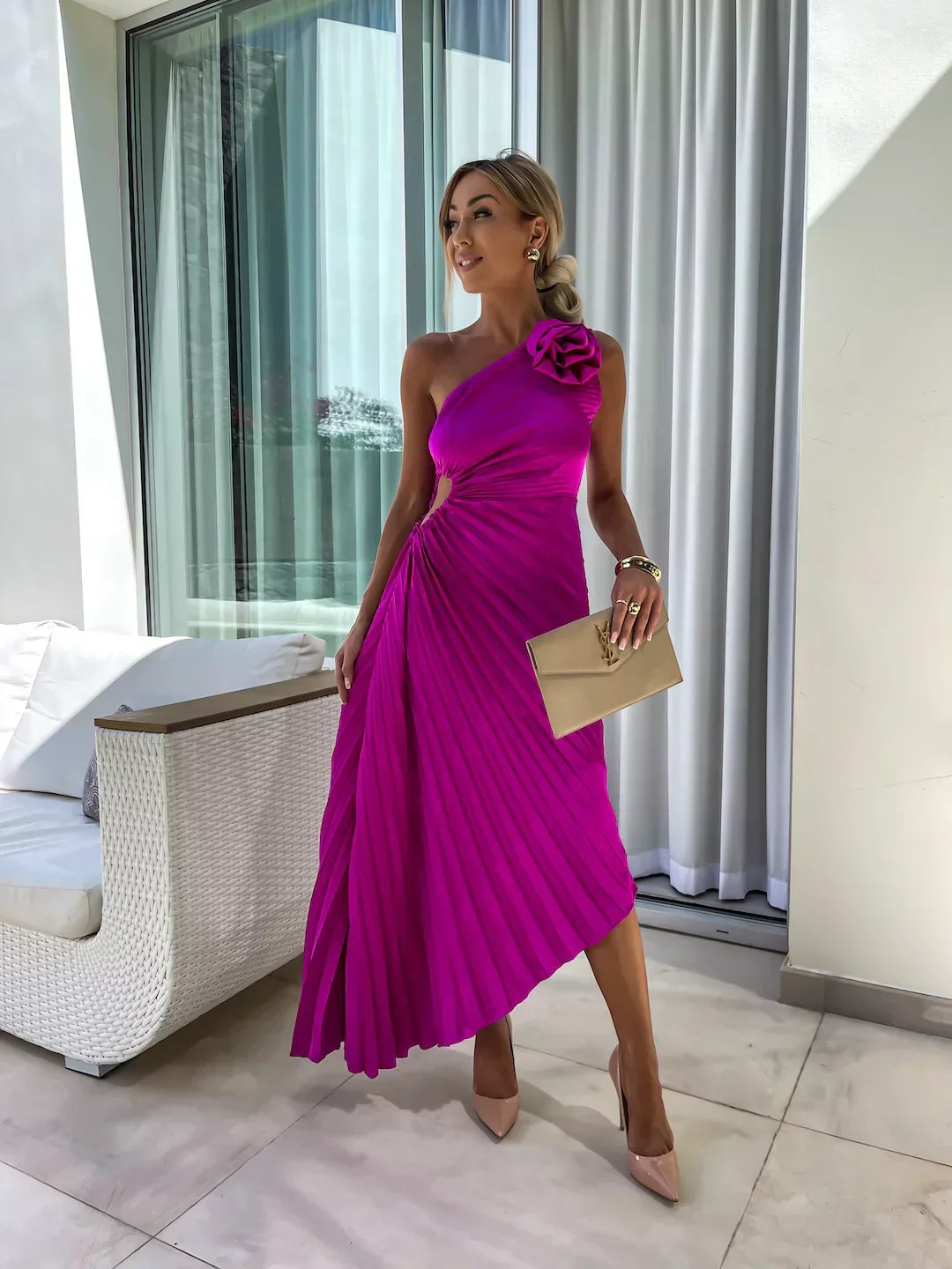 Out-Shine | Romantic Flower Dress