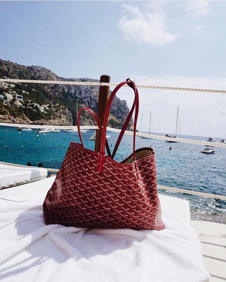 Out-Shine | Trendy modern women's handbag