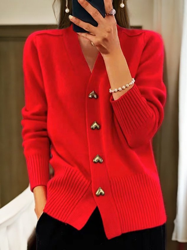 Out-Shine | V-neck cardigan with heart buttons